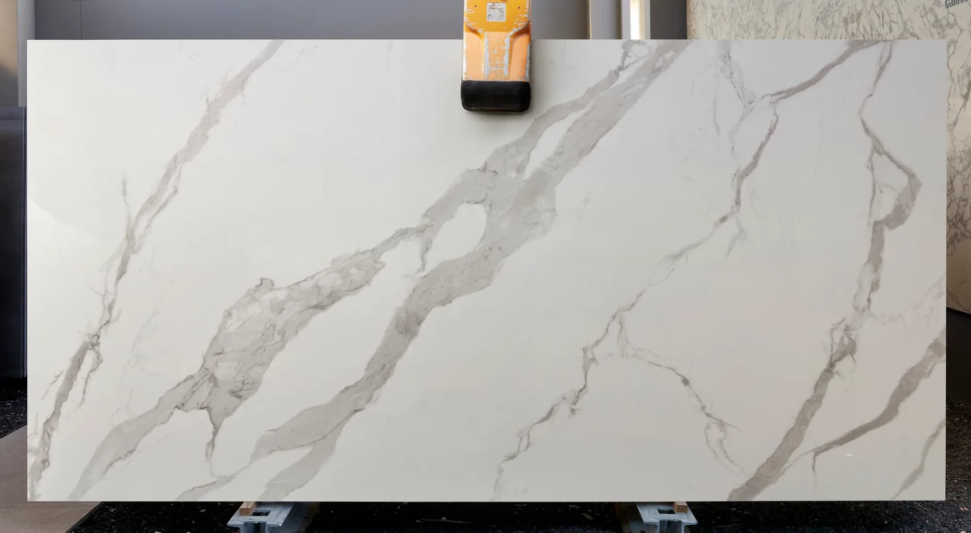 Classic Statuario — surface detail